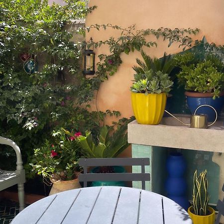 Petit Patio - 2 Chambres - Centre Ville - Climatisation Cassis Luaran gambar