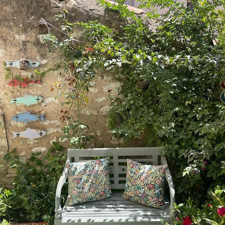 Petit Patio - 2 Chambres - Centre Ville - Climatisation Cassis Luaran gambar